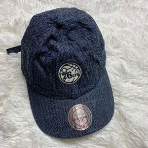 MITCHELL & NESS 76ers Cap